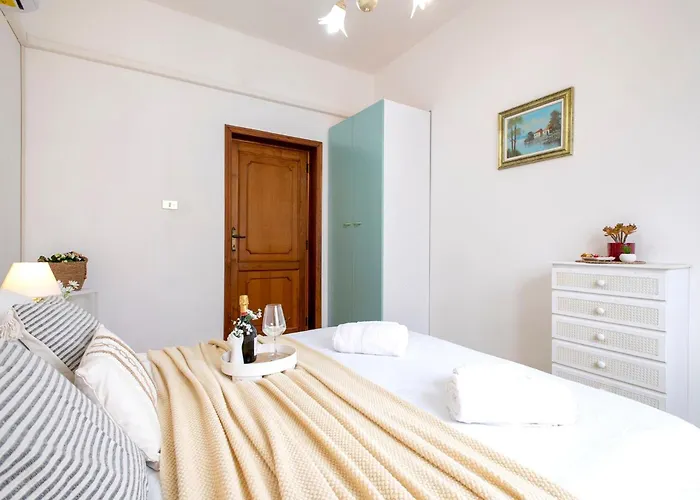 Apartament Le Dune A Few Steps From The Sandy Of Maria Pia *